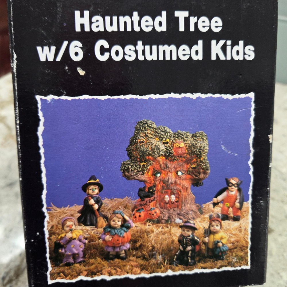 Vintage Halloween Haunted Tree Light Up Spooky Village 6 Costumed Kids Figurines